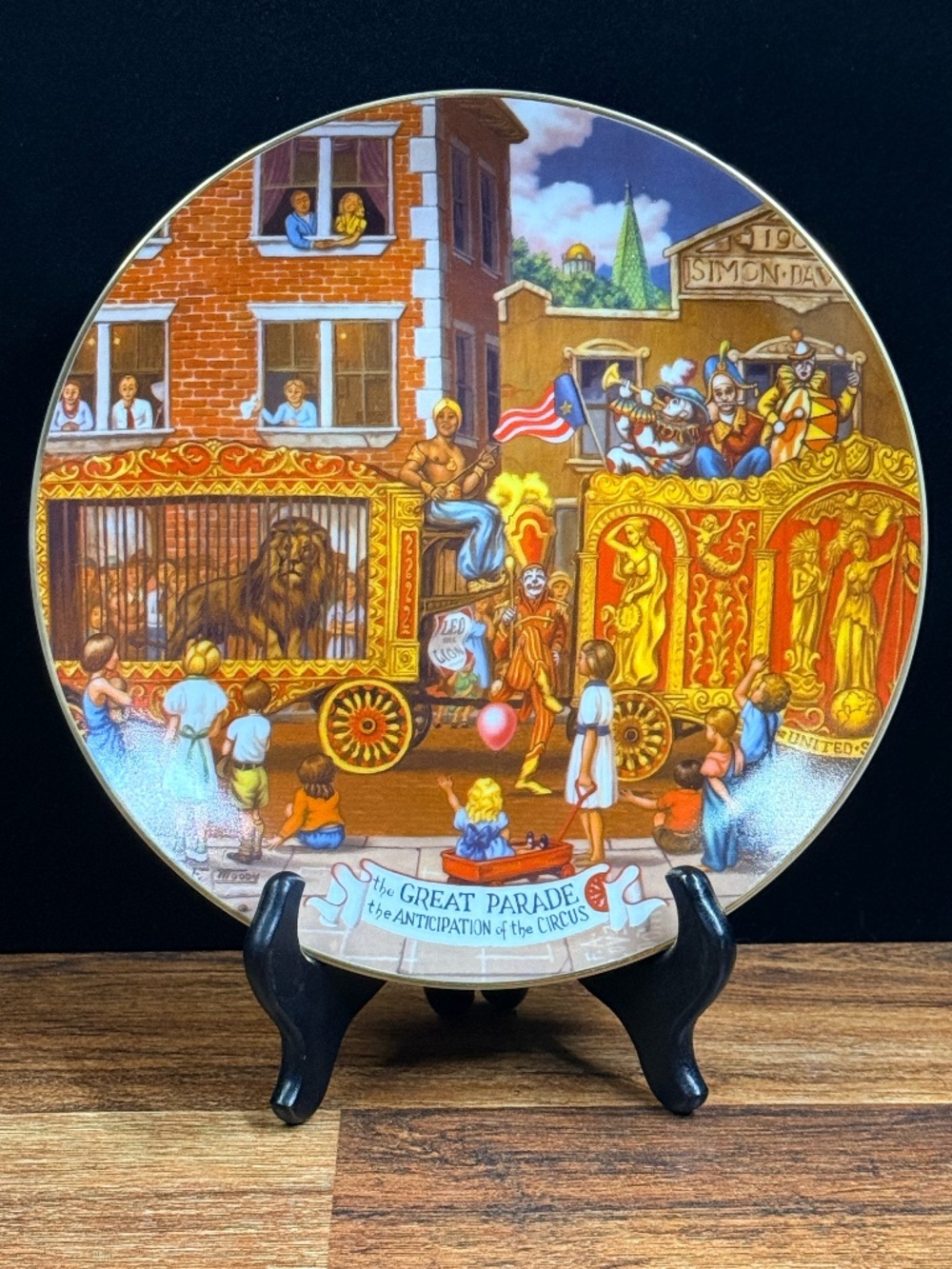 1981 Ringling Bros. and Barnum & Bailey Circus The Great Parade Collector Plate